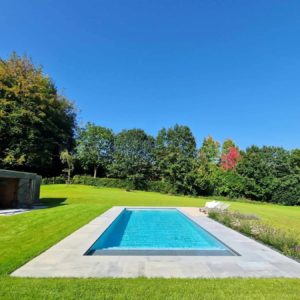 construction-piscine-sur-mesure